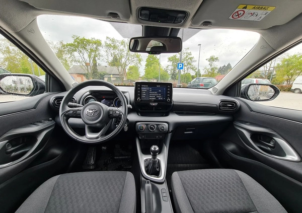 Toyota Yaris cena 69900 przebieg: 56360, rok produkcji 2022 z Warszawa małe 79